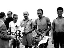 FOTO 381: IL CAPITANO VINCENZO MONALDI